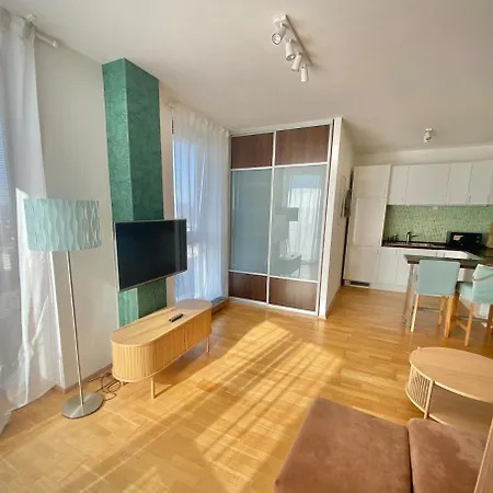 Sunny 100 With Views Close To The Centre Vienna Gate * Bratislava